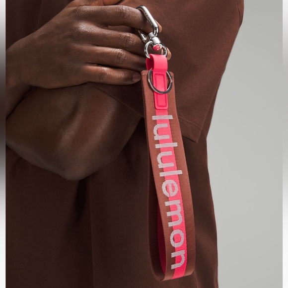 Lululemon | never lost keychain - Picture 3 of 7
